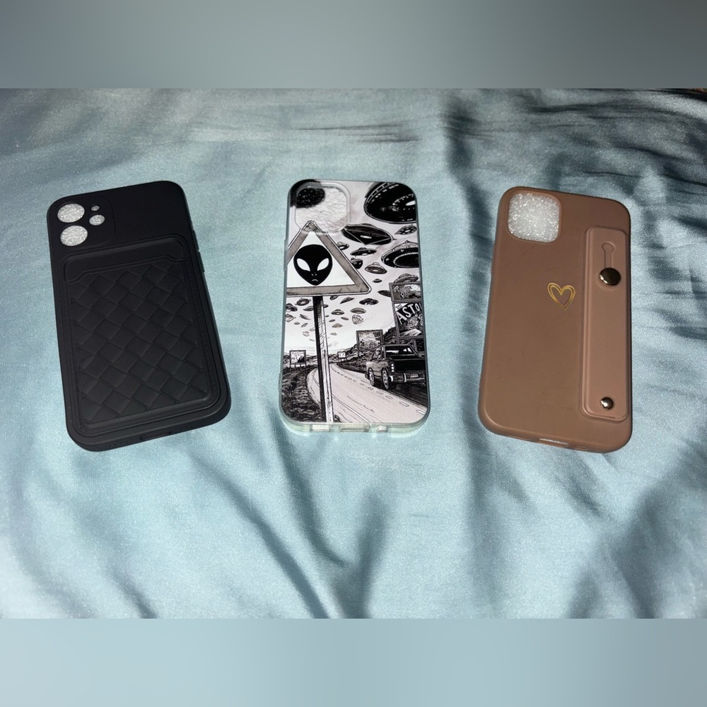 3 iPhone 12 mini cases